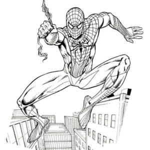 Человек паук прыгает по городу