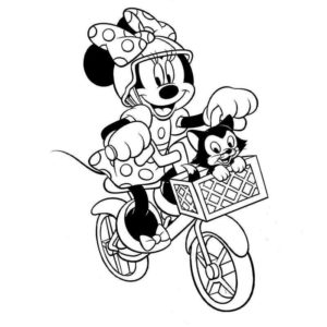 Минни Маус едет на велосипеде