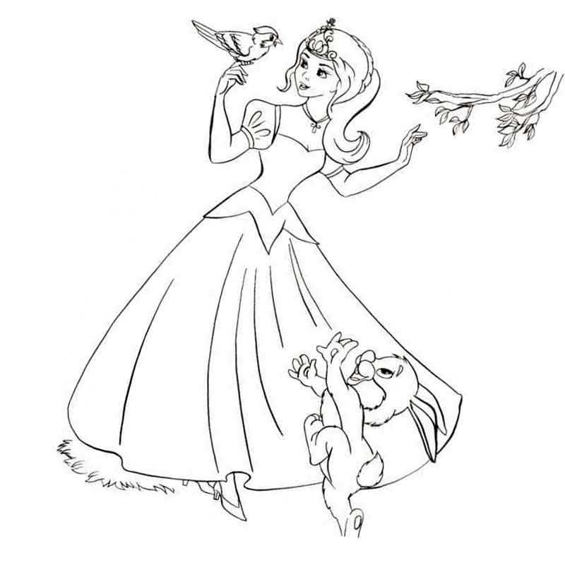 принцесса в короне разговаривает с животными